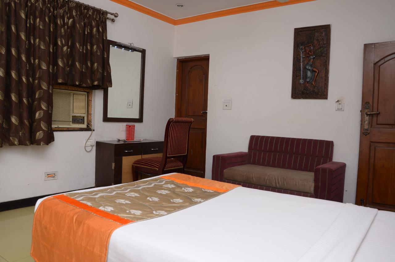 Hotel Rahul Deluxe Nagpur Exterior foto