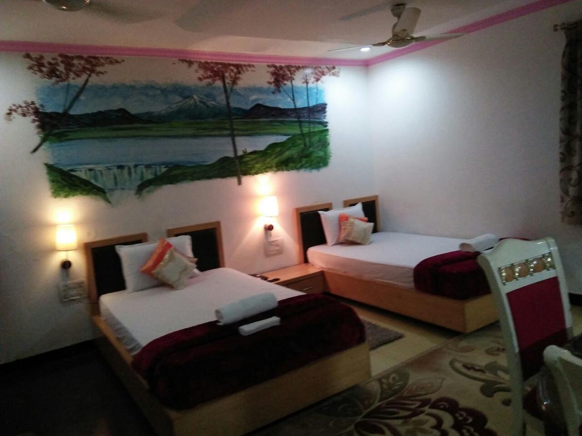 Hotel Rahul Deluxe Nagpur Exterior foto
